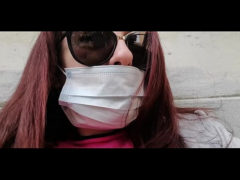 ❤️ Nicoletta na-abọ ọbọ n'ahụ onye agbata obi ya na pees n'ime ebe a na-adọba ụgbọala ya (Special Covid19 Italian Quarantine) na porn% ig.91sexy.top%